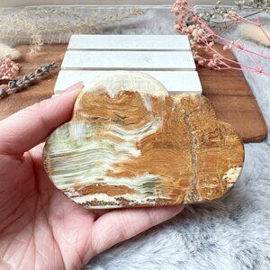 New Beautiful Onyx Cloud Carving